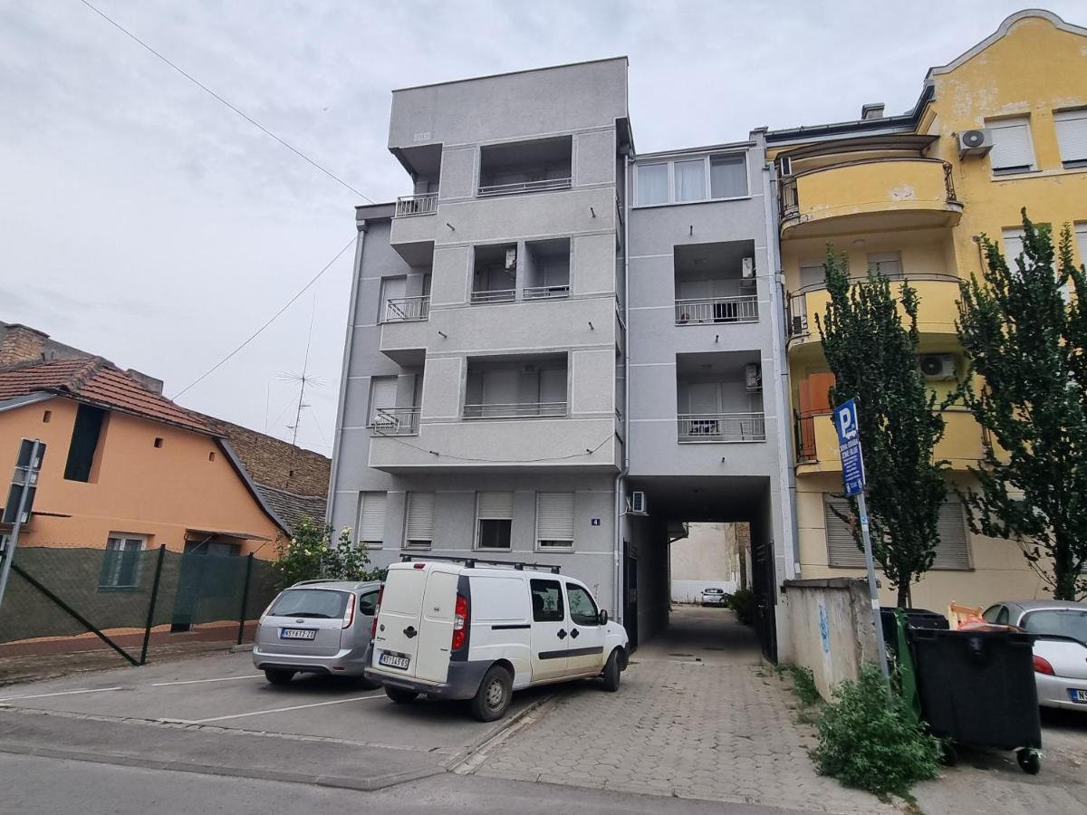 Likehome Life - Novi Sad Stevana Sremca Extérieur photo